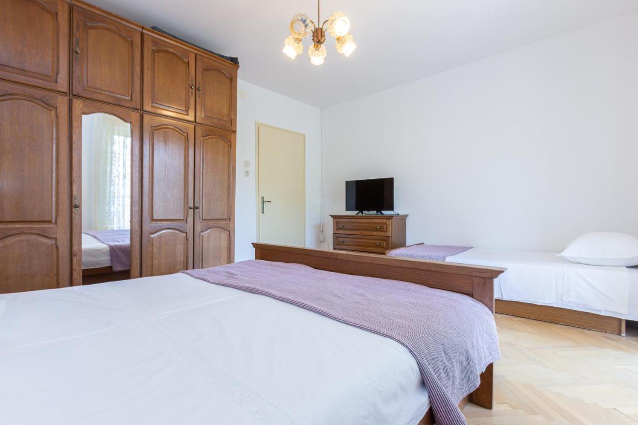 Apartment Beti With Balcony Башка Экстерьер фото
