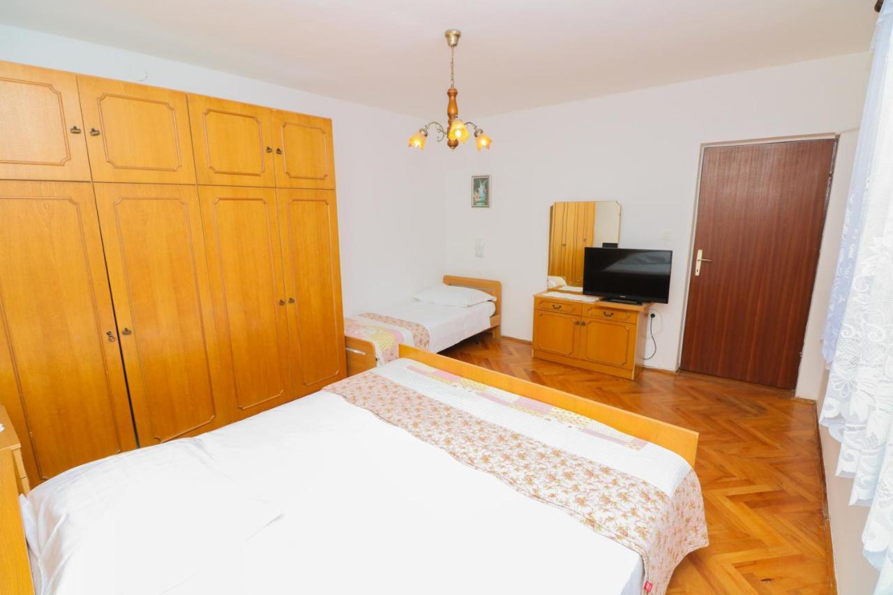 Apartment Beti With Balcony Башка Экстерьер фото